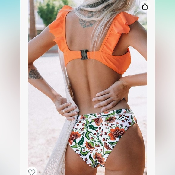 Cupshe Swimsuit - Picture 2 of 5